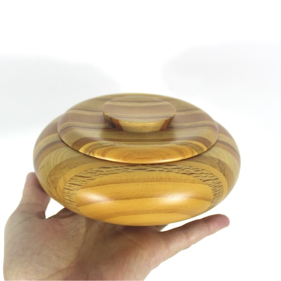 Vintage Carved Exotic Wood Box with Lid Handmade in New Zealand Stash trinket - Picture 8 of 10